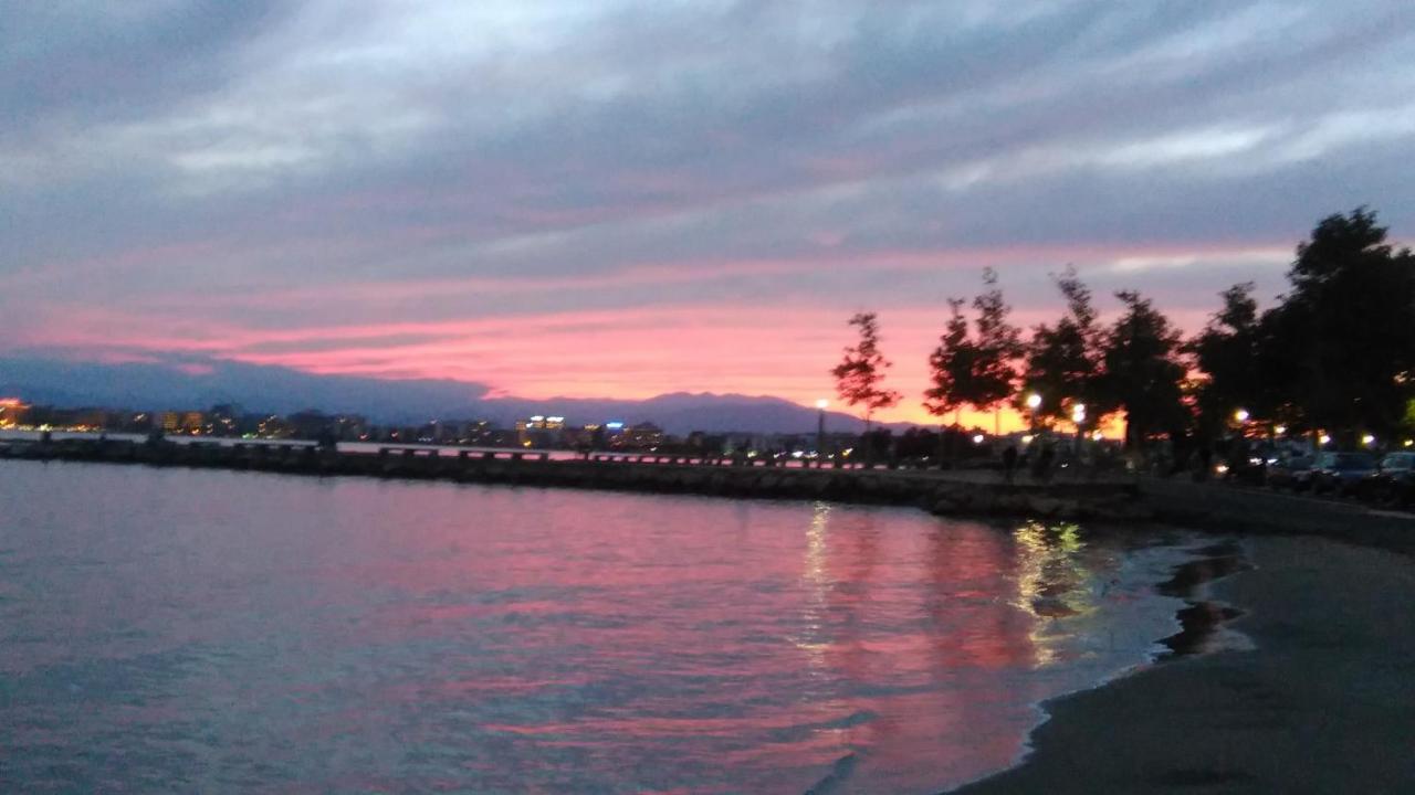 R. Marine II Διαμέρισμα Ρόζες Εξωτερικό φωτογραφία